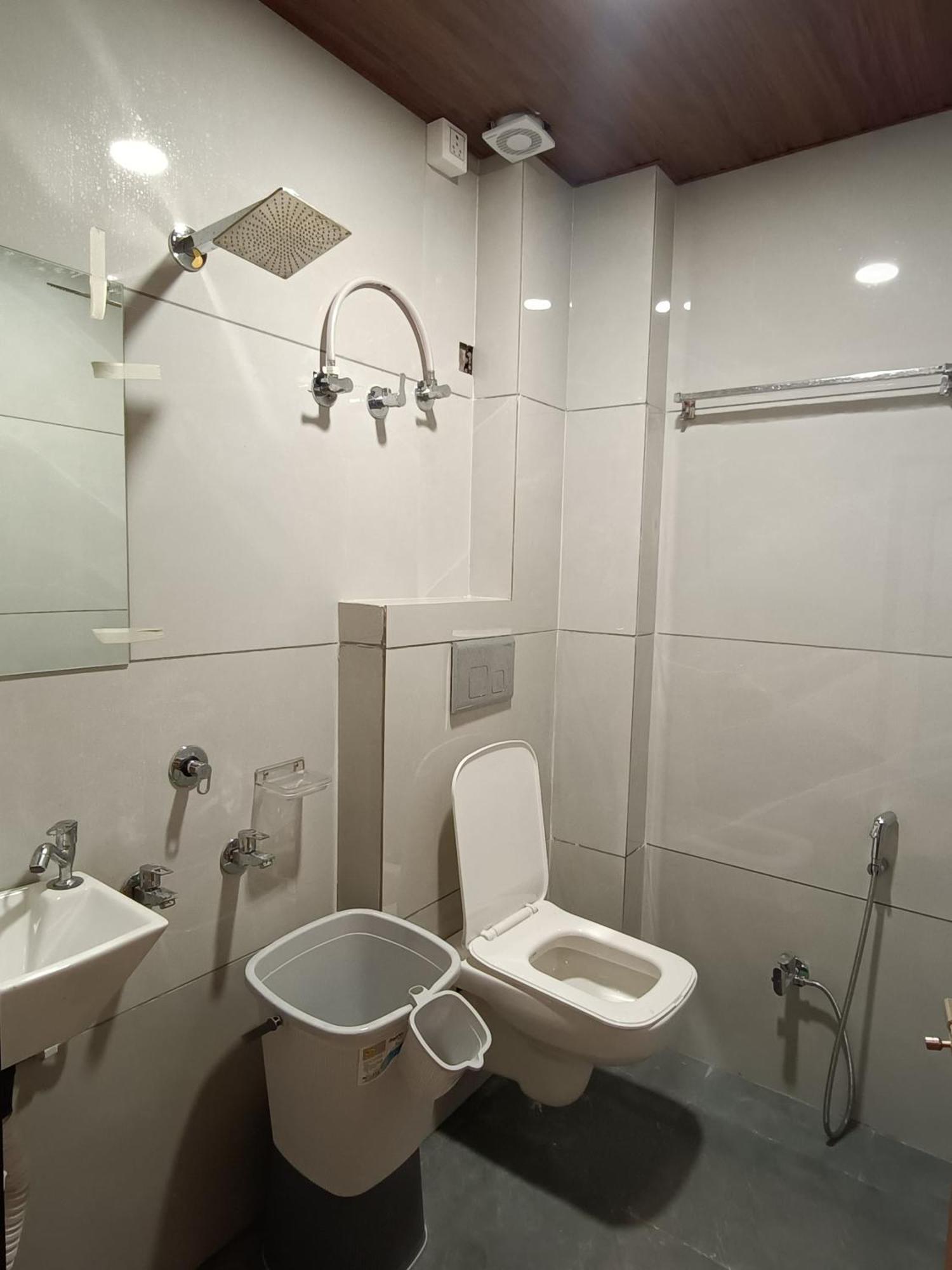 Shree Shyamraj Hotel Ujjain Buitenkant foto