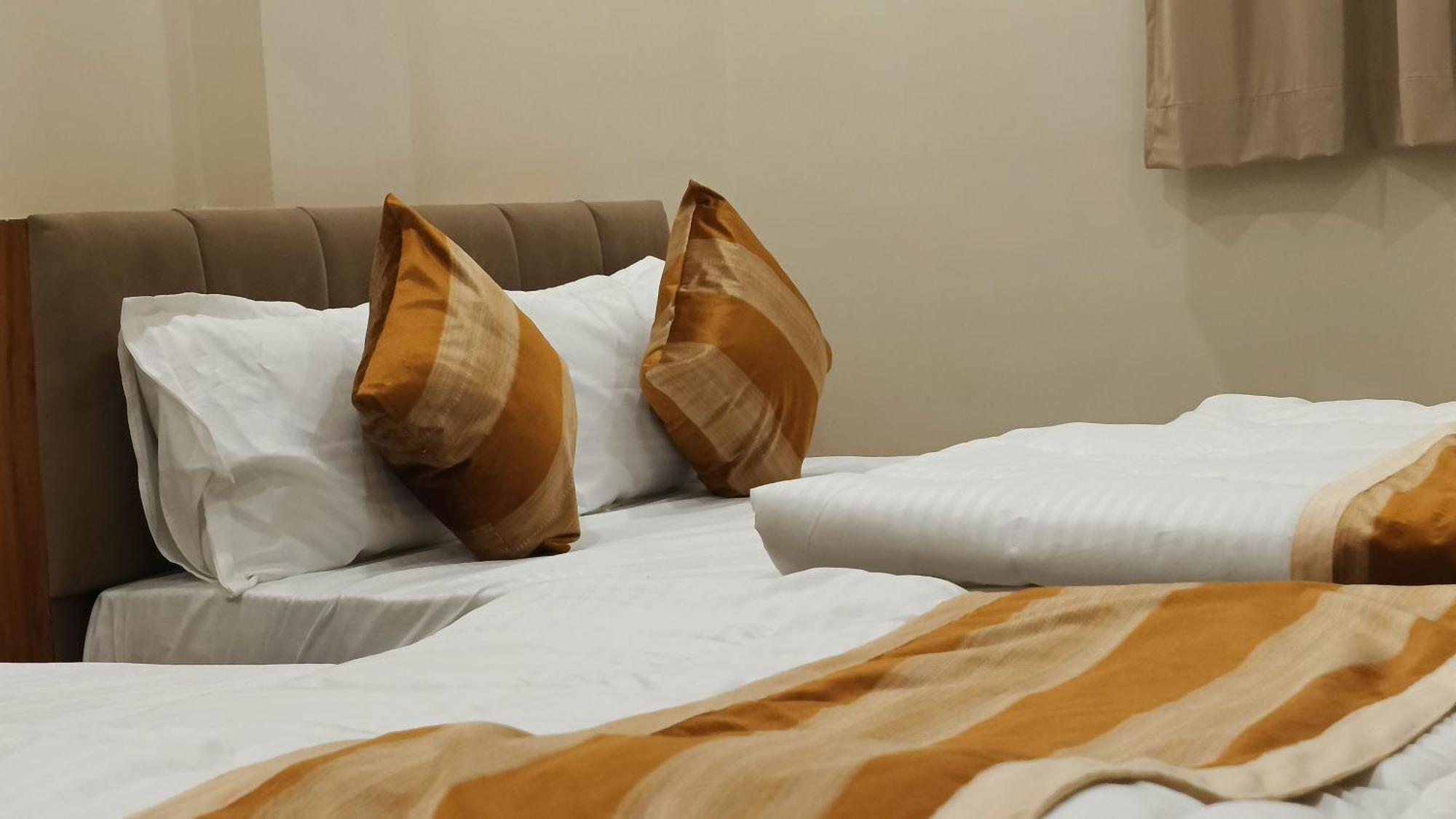 Shree Shyamraj Hotel Ujjain Buitenkant foto
